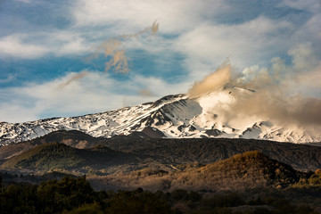 Panorama etna wulkan © BlackMediaHouse