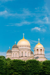 Obraz premium Riga Nativity Of Christ Cathedral - Famous Church On Blue Sunny 