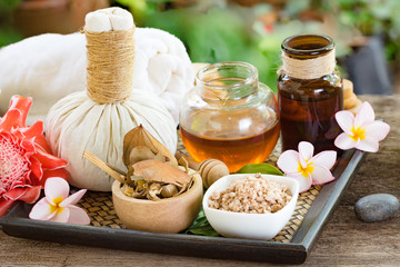 Natural Spa Ingredients herbal compress ball and herbal Ingredients for alternative medicine and...