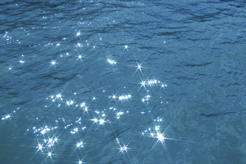Sparkels on the water