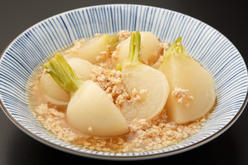 蕪の鶏そぼろ煮