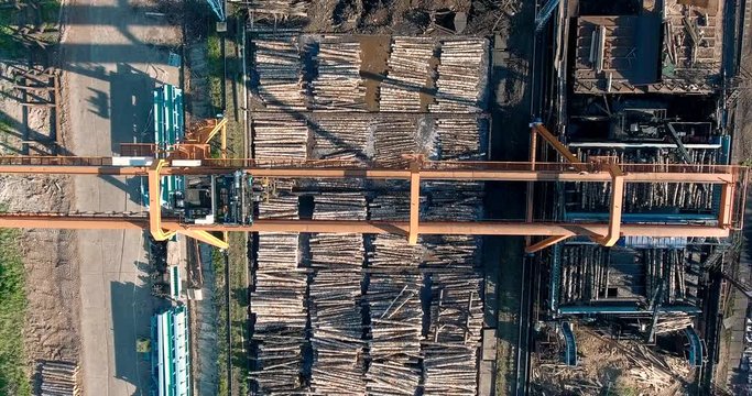 A gantry crane on the sawmill