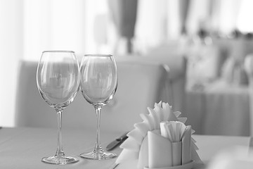 serving cutlery knife fork restaurant tablecloth