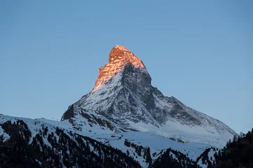 Schapenvacht deken met patroon Matterhorn Sunset view of the Matterhorn
