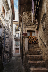 Fototapeta na wymiar Scanno glimpse with typical architecture