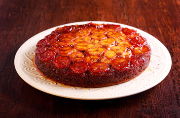 Caramel banana upside down cake