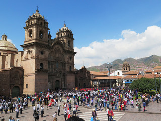 Obraz premium Cathedral church at the Plaza de Armas. Cuzco, Peru