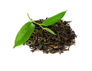 Green tea leaves with dried tea leaves