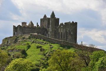 Fototapeta na wymiar Rock of Cashel in Ireland