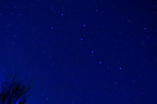 The Big Dipper in a spring night sky.