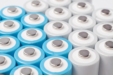 Rechargeable AA batteries, Nickel metal hydride, Ni-MH