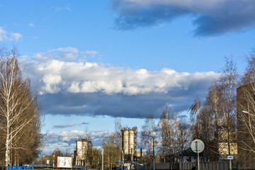 Fototapeta na wymiar Beautiful storm clouds over the city 