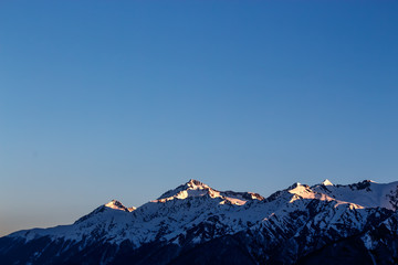 Fototapeta premium dawn in the mountains