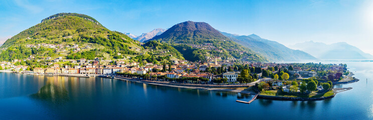 Fototapeta na wymiar Domaso - Lago di Como (IT) - Vista aerea panoramica