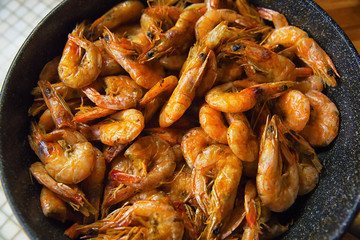 King prawns fried in a frying pan