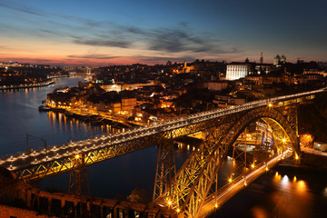 Fototapeta na wymiar Night view of Porto city, Portugal
