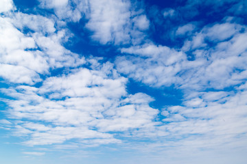 Fototapeta premium Texture of white clouds on blue sky