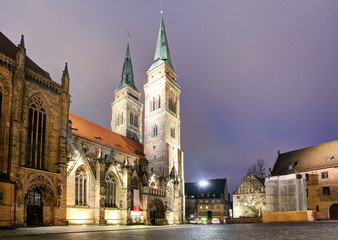Fototapeta na wymiar Nuremberg - St. Lawrence church at night, Germany