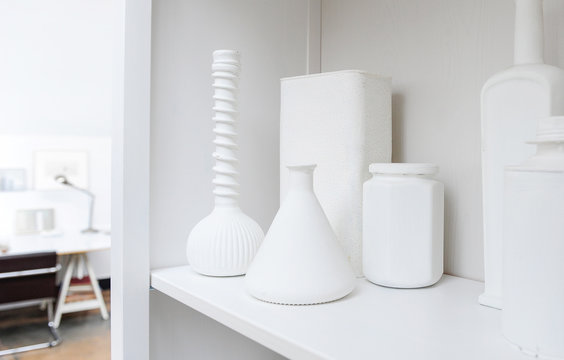 Artist's workshop and objects serving as models for a white still life