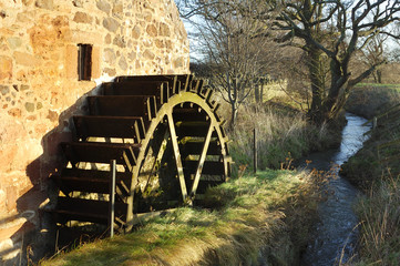 old mill wheel and stream at Preston Mill, East Linton © victor Lord Denovan
