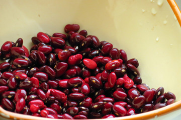 фасоль в тарелке