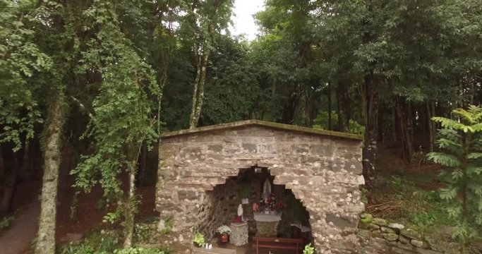 Gruta Santa - Nova Prata - Rio Grande do Sul - Brasil