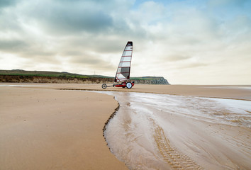 Fototapeta premium char à voile sur la plage