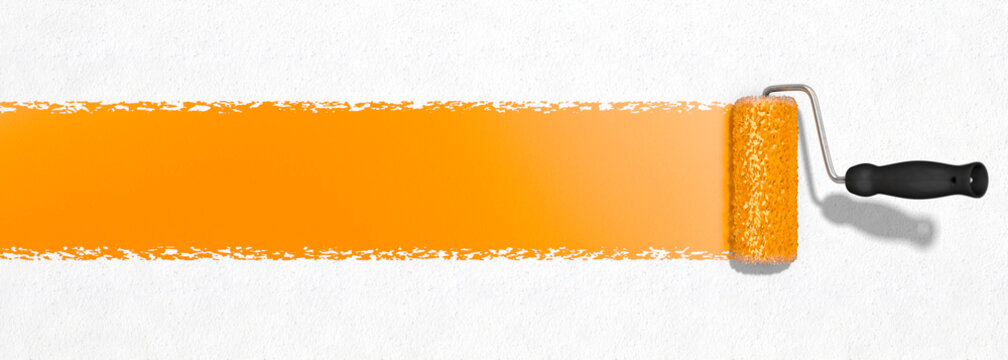 Farbe mit Farbroller auftragen, orange