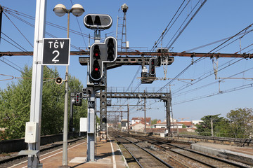 Naklejka premium Francuska sygnalizacja kolejowa Stacja Chemin de fer Nîmes Feucheres