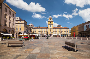 Piazza Garibaldi. Parma - obrazy, fototapety, plakaty