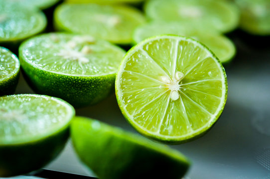 limes Backgrounds, Close up shot, fruit macro photography