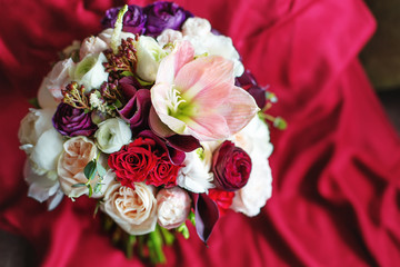 flower bouquet with red flowers 