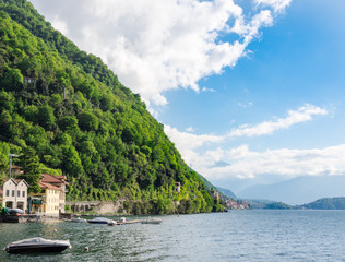 Fototapeta na wymiar View of lake Como