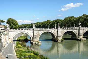 Fototapeta na wymiar tevere bridge in Rome, Italy