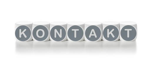 Buchstabenwürfel auf weißem Hintergrund - Kontakt