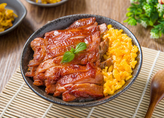 chicken rice (chinese food) on bamboo slips