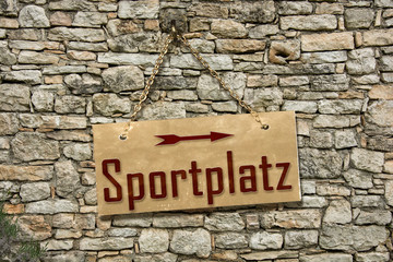 Schild 235 - Sportplatz