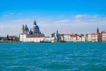 Fototapeta na wymiar Grand Canal with a view towards the Basilica Santa Maria della Salute, Venice