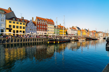 Fototapeta na wymiar Nyhavn harbour in copenhagen denmark