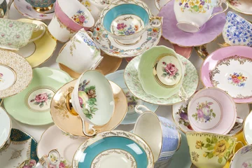 Deurstickers Collection of antique teacups and saucers. © Emilia