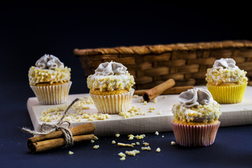 Cinnamon Cupcakes