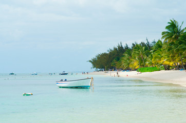 Fototapeta na wymiar Le Morne beach, Mauritius