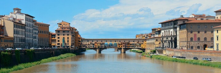 Fototapeta na wymiar Florence Ponte Vecchio panorama