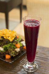 Beetroot cold pressed juice in glass