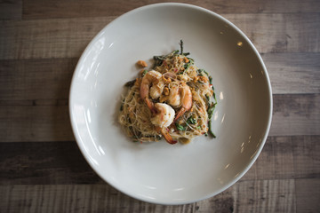 noodle with shrimp