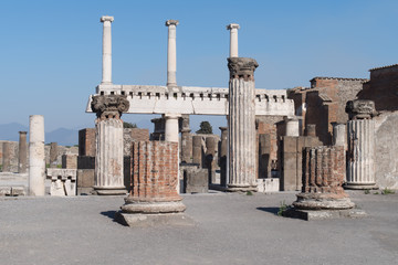 Obraz premium The ruins of Pompeii, Italy