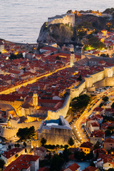 Obraz premium Top view of the old part of Dubrovnik in the evening with illumination.