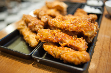 fried chicken with sauce
