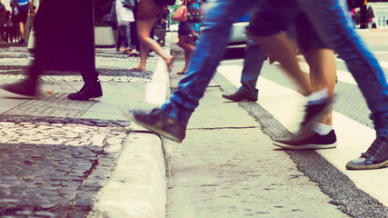 Steping in the sidewalk © Vergani Fotografia