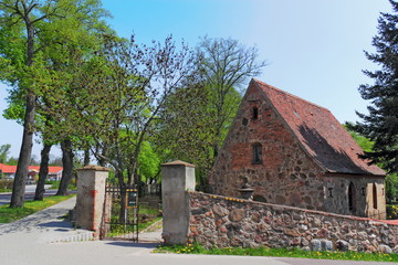 Fototapeta na wymiar Bad Belzig, Feldsteinkirche